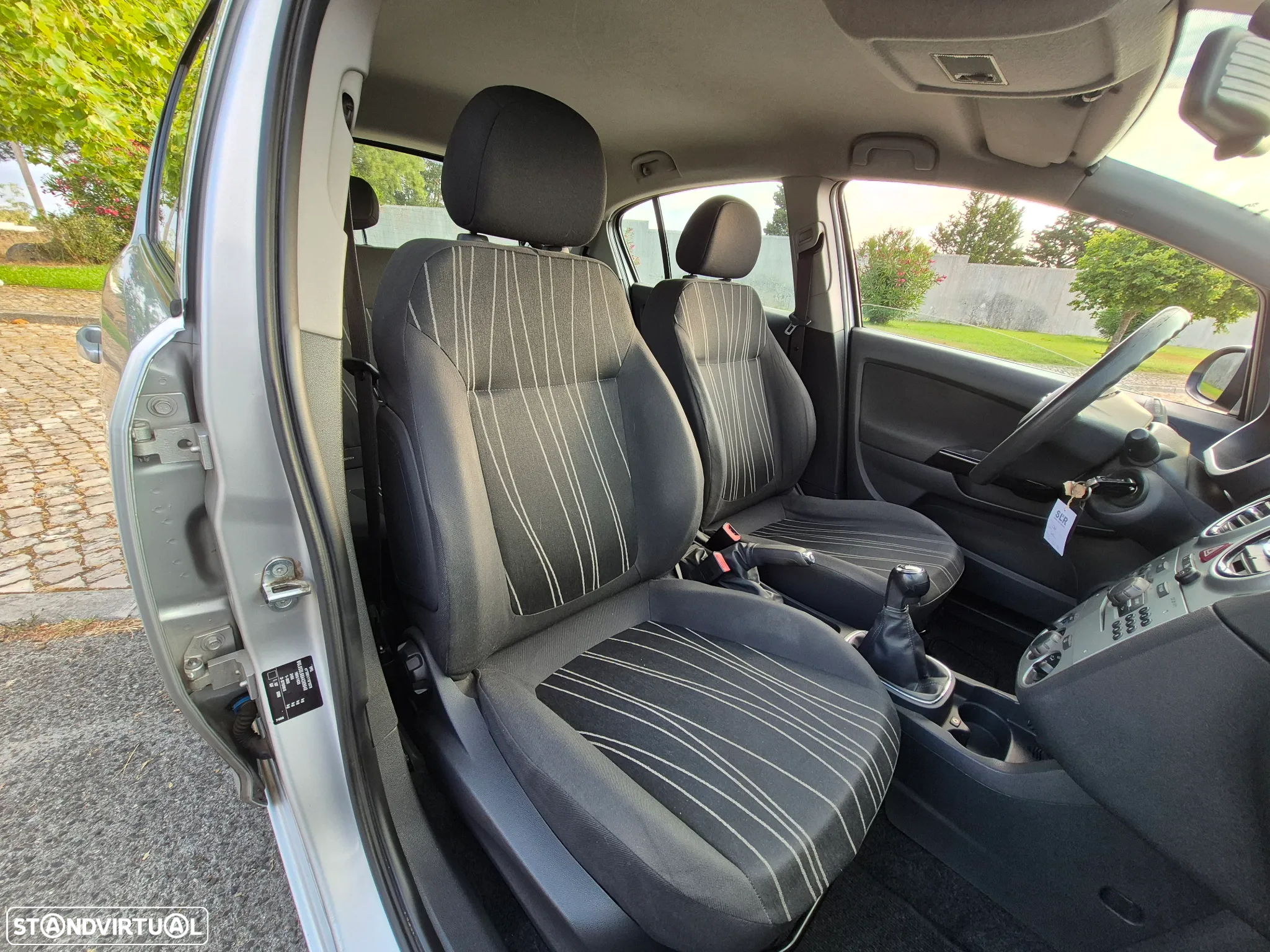 Opel Corsa 1.2 Enjoy - 12