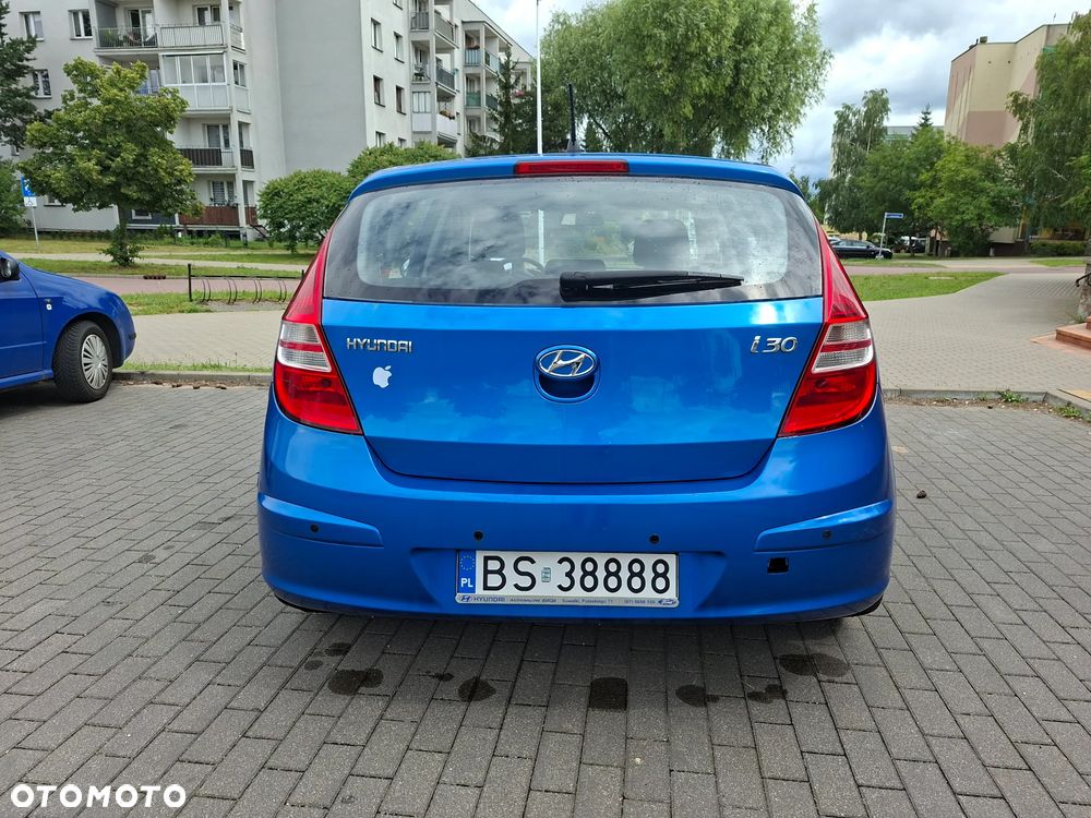 Hyundai i30 1.4 Base - 13