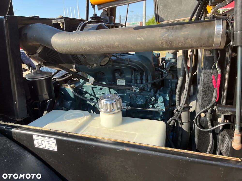 JCB 3 TSTh - 16