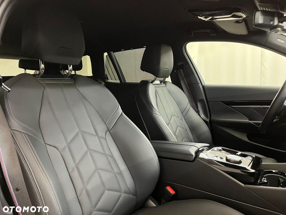 BMW Seria 5 520d xDrive mHEV M Sport - 40