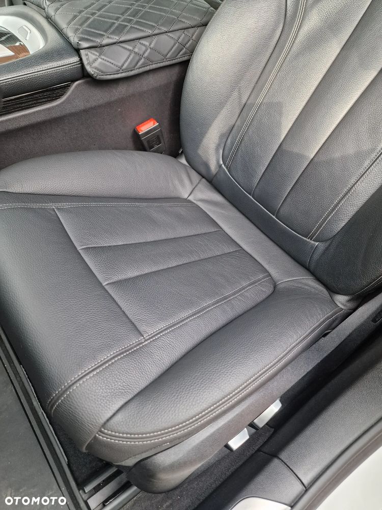 BMW Seria 7 740Li - 7