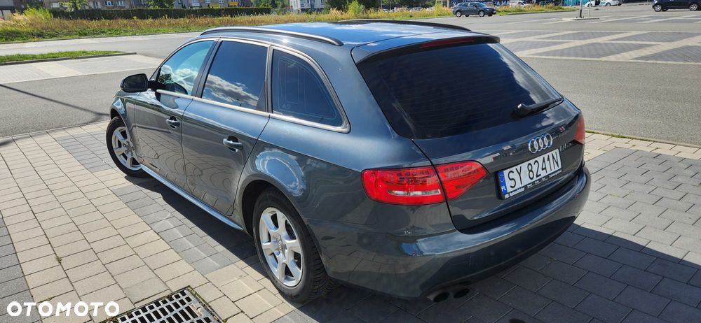 Audi A4 Avant - 6