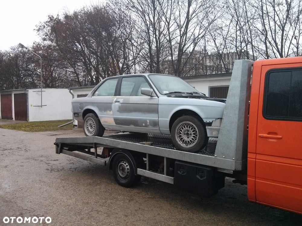 BMW Seria 3 325i - 17