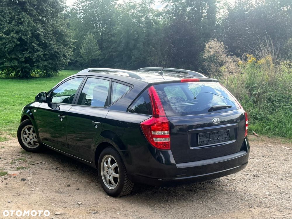 Kia Ceed 1.6 CRDi 115 Spirit - 3