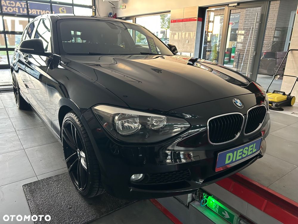 BMW Seria 1 118d Sport Line - 11