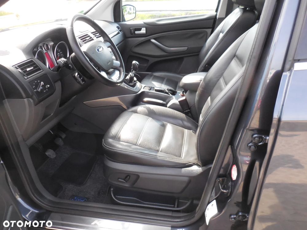 Ford Kuga - 20