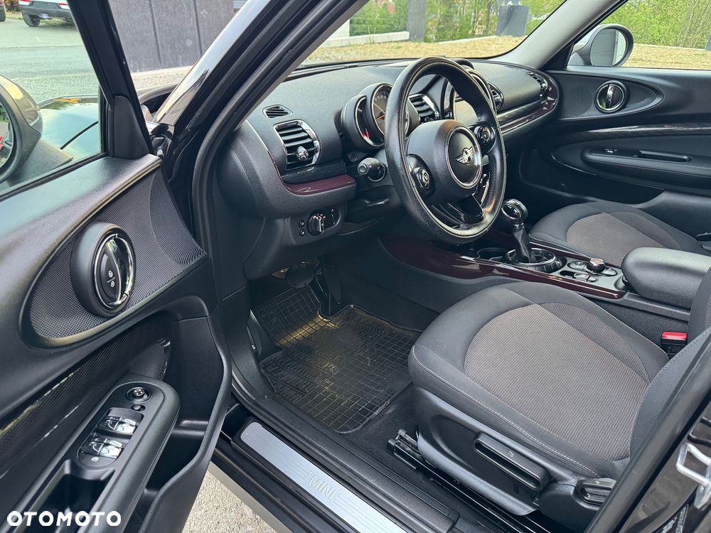 MINI Clubman Cooper D Untold Edition - 11