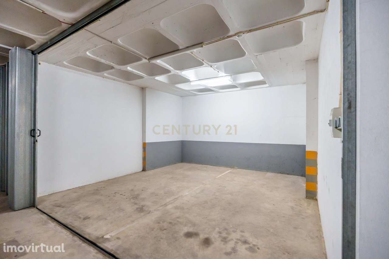 Garagem em Box para 2 carros na Praia da Rocha, Portimão - Grande imagem: 2/11