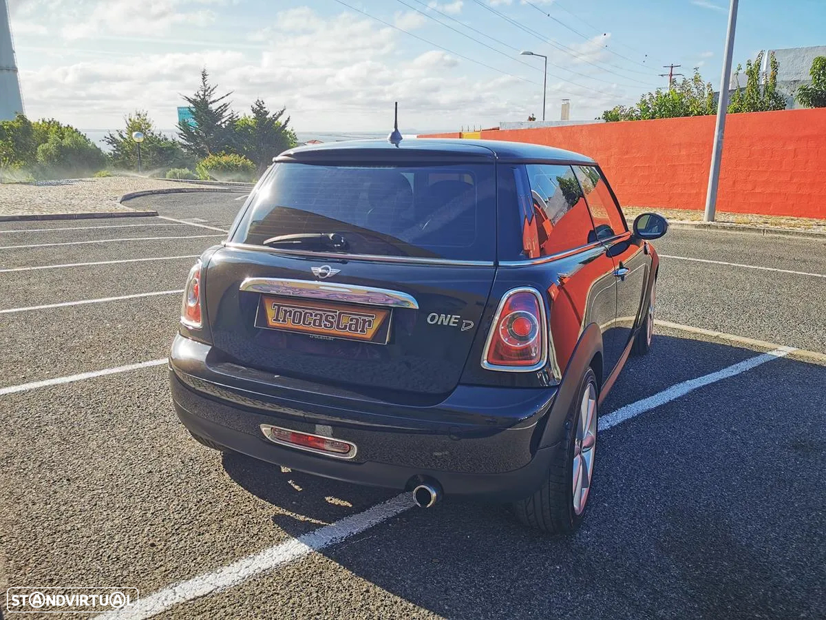 MINI 3 Portas Cooper D - 39