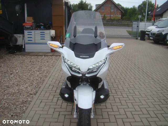 Honda GL - 13