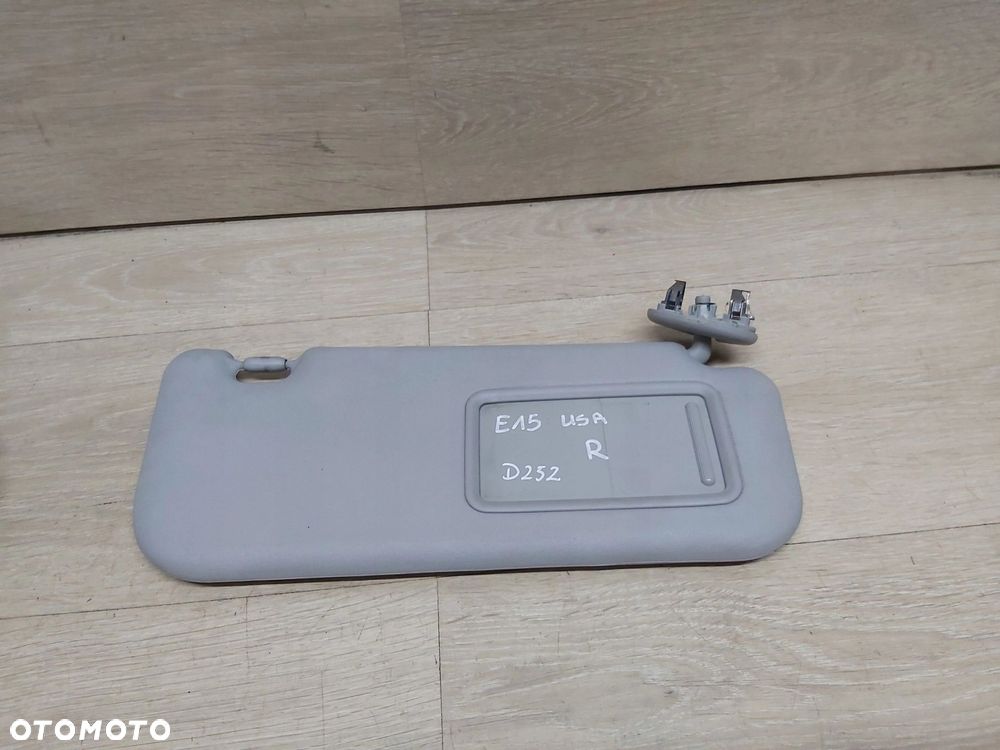 Toyota Corolla E15 osłona przeciwsłoneczna prawa daszek słoneczko - 1