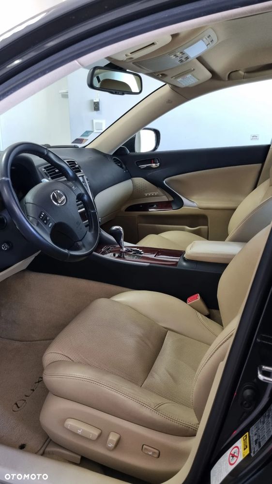 Lexus IS 250 Comfort - 10