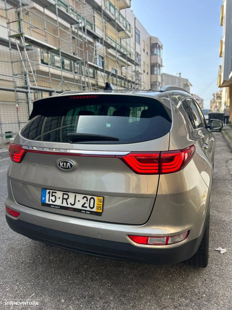 Kia Sportage 1.7 CRDI ISG Nav Line - 19