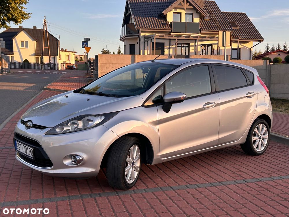 Ford Fiesta 1.25 Trend EU5 - 11