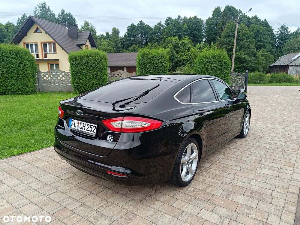 Ford Mondeo 2.0 TDCi STart-Stopp Titanium - 4
