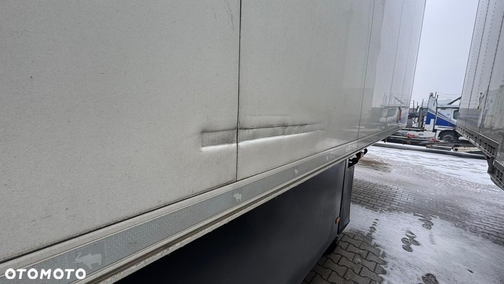 Schmitz Cargobull SKO24 - 9