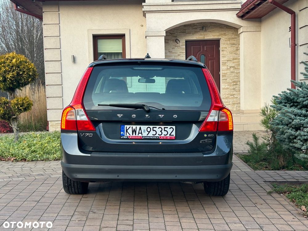 Volvo V70 2.0 Momentum - 7