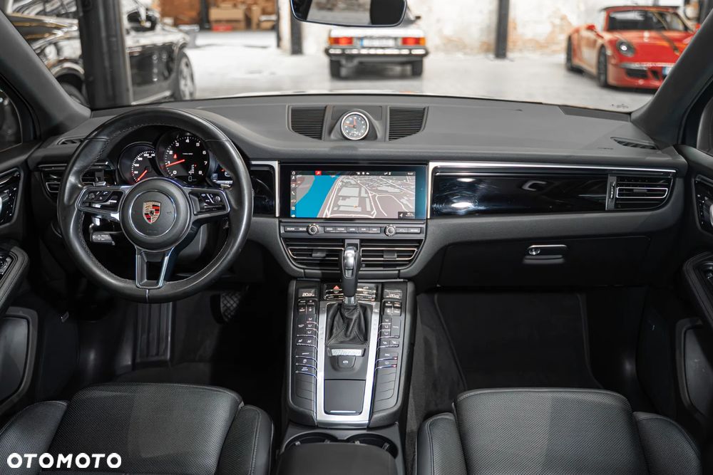 Porsche Macan Standard - 28
