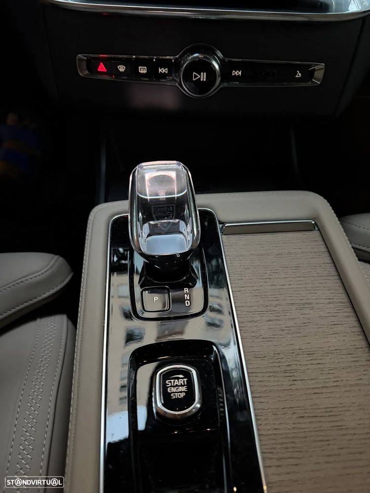 Volvo XC 90 2.0 T8 PHEV Plus Dark AWD - 13
