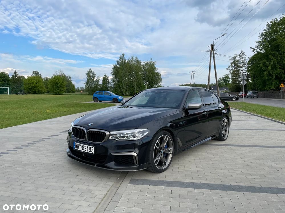 BMW Seria 5 M550i xDrive sport - 1