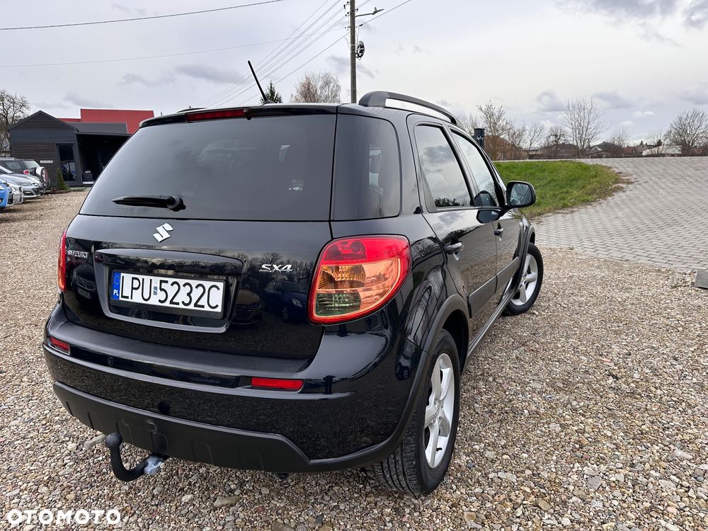 Suzuki SX4 - 10
