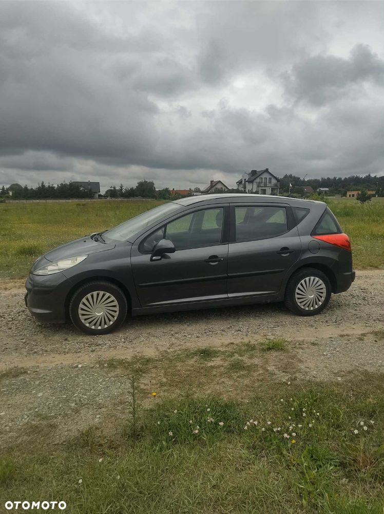 Peugeot 207 - 4