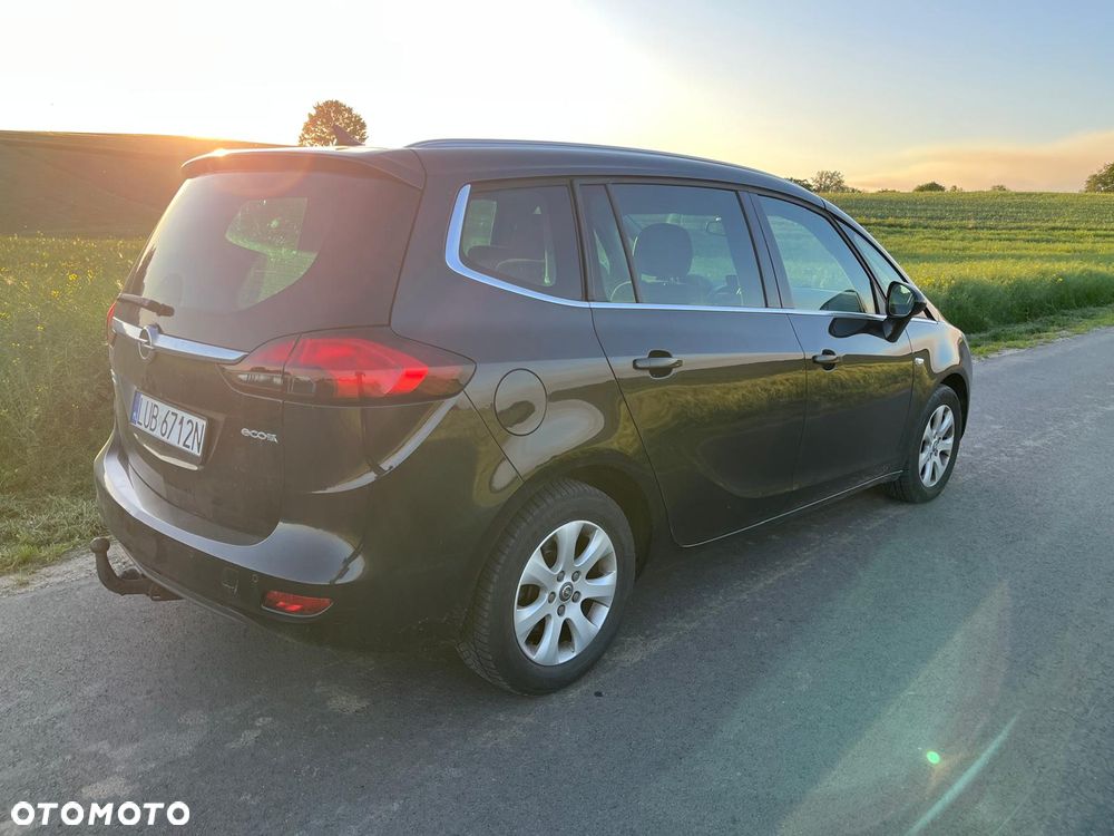 Opel Zafira - 8