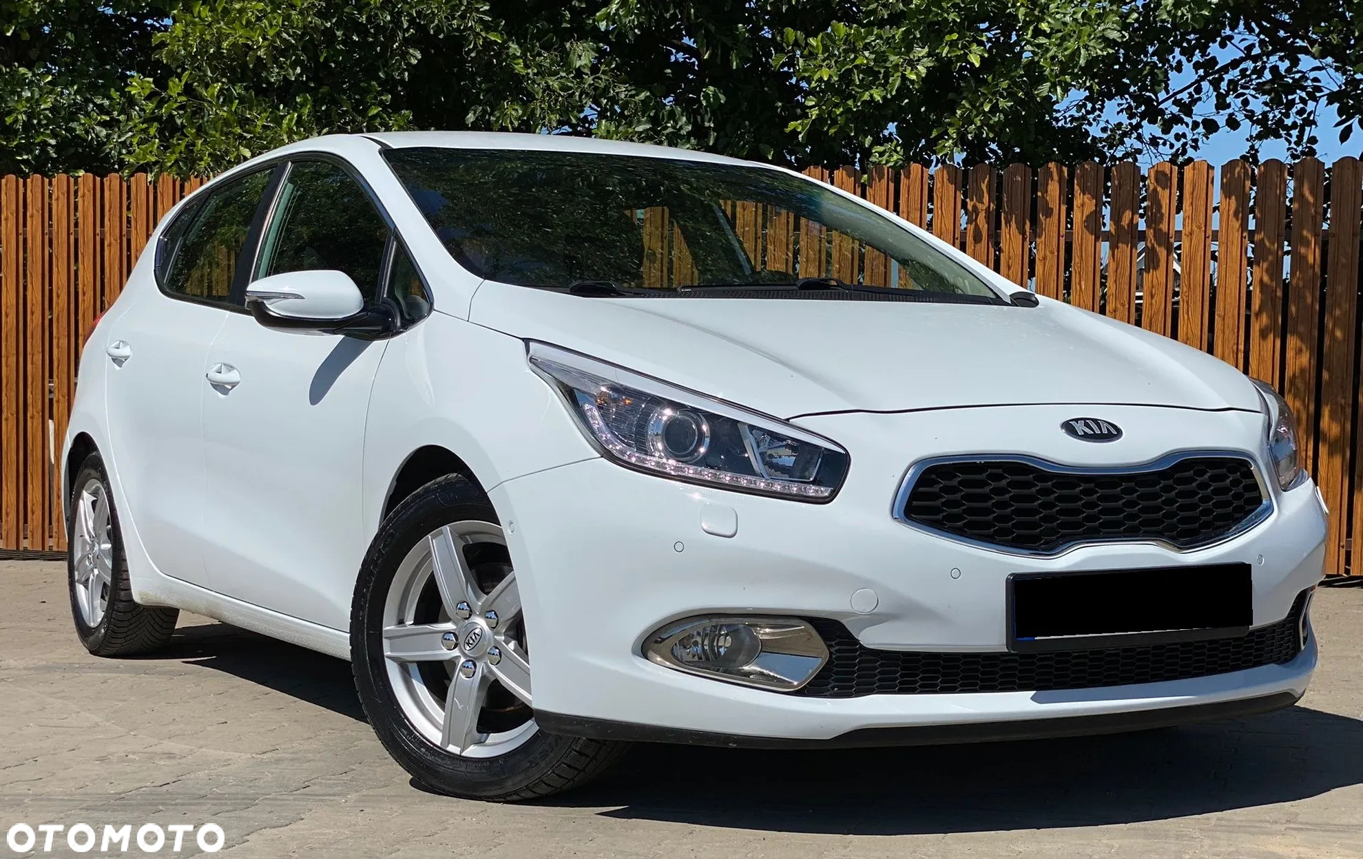 Kia Ceed 1.6 CRDi 128 Platinum Edition - 2