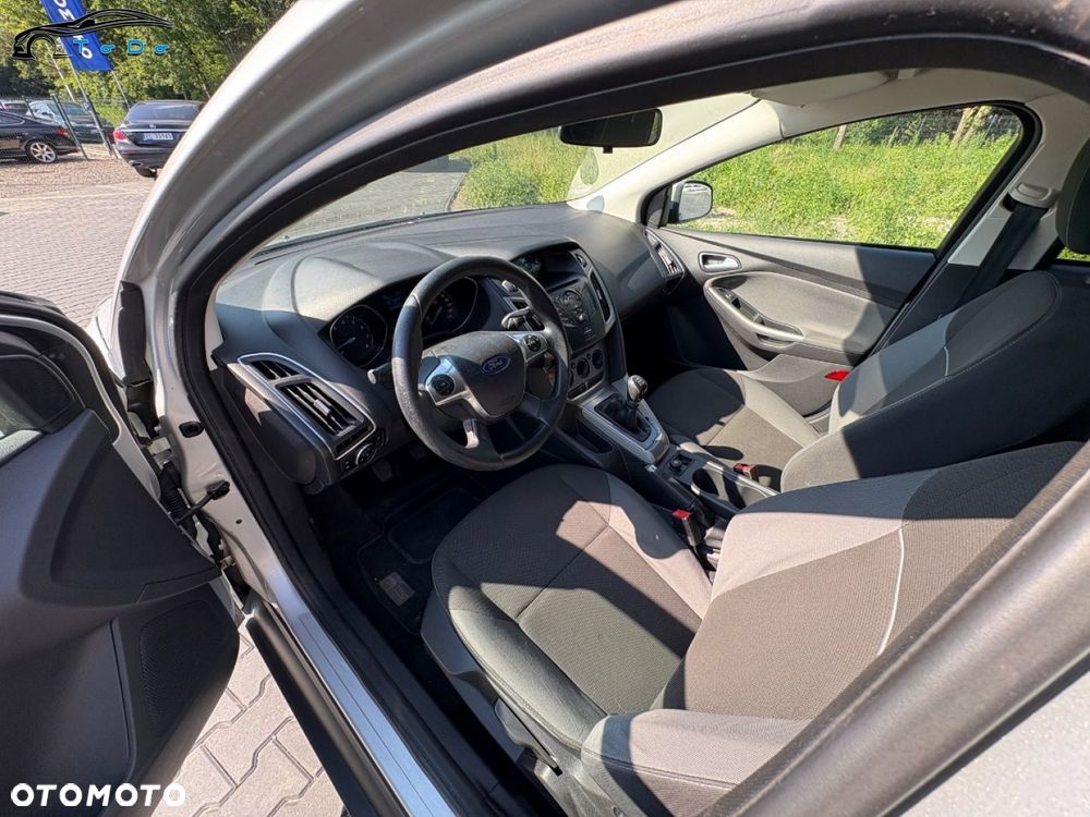 Ford Focus 1.6 Titanium - 17