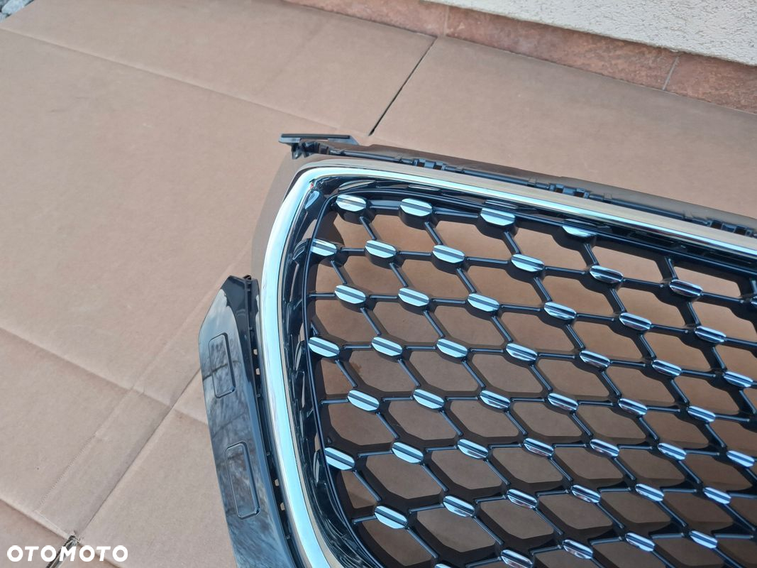 GRILL ATRAPA MG ZS KAMERA ORYGINAŁ ŁADNY STAB - 2