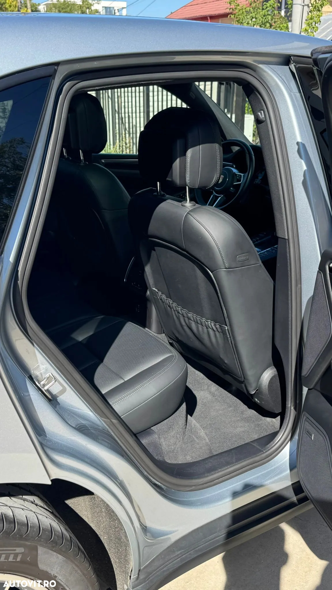 Porsche Macan Standard - 12