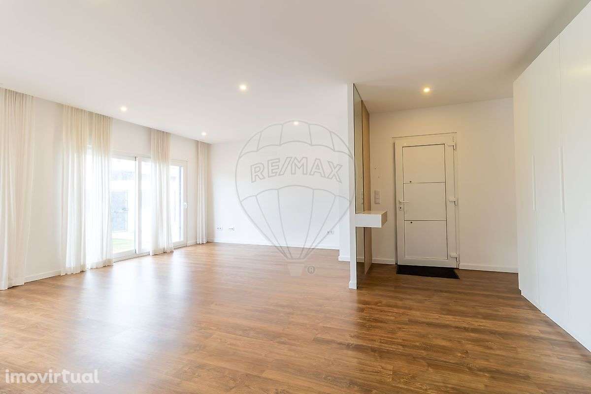 Moradia T3 para arrendamento - Grande imagem: 2/25