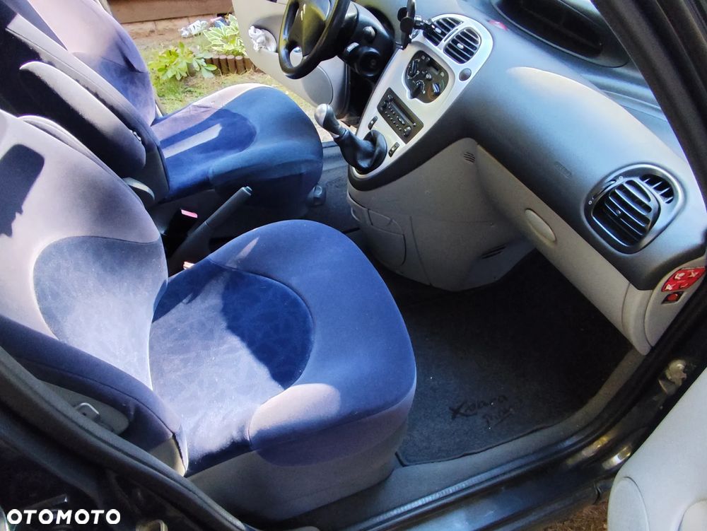 Citroën Xsara Picasso 1.6 HDi Confort - 11