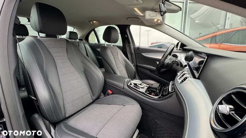 Mercedes-Benz Klasa E 200 d Business Edition 9G-TRONIC - 15