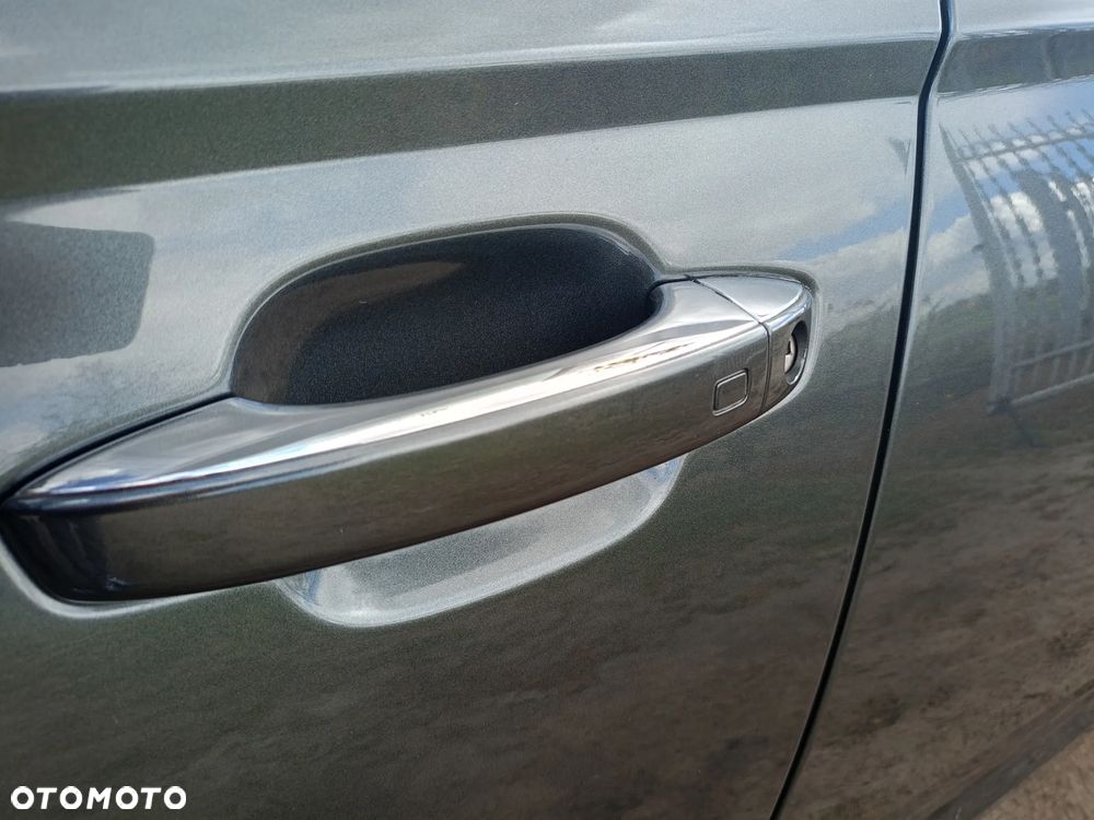 Audi A6 Avant 2.0 TDI DPF multitronic - 28