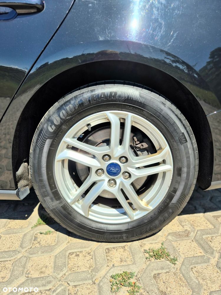 Ford Focus 1.5 EcoBlue SCR Connected - 24