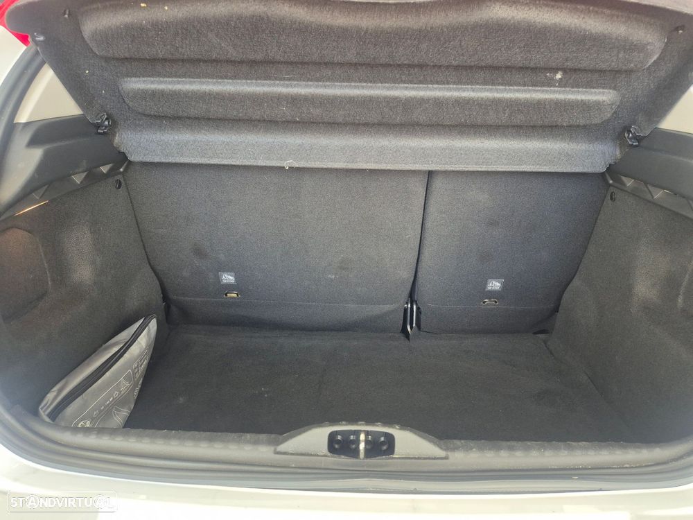 Citroën C3 1.2 PureTech Shine - 24