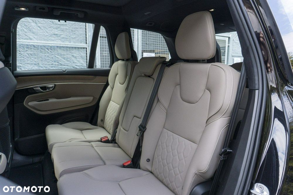 Volvo XC 90 - 28