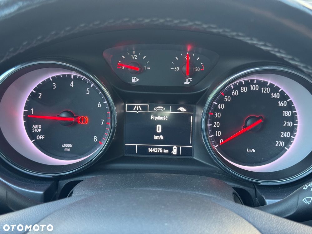 Opel Astra 1.4 Turbo Start/Stop Sports Tourer Innovation - 25
