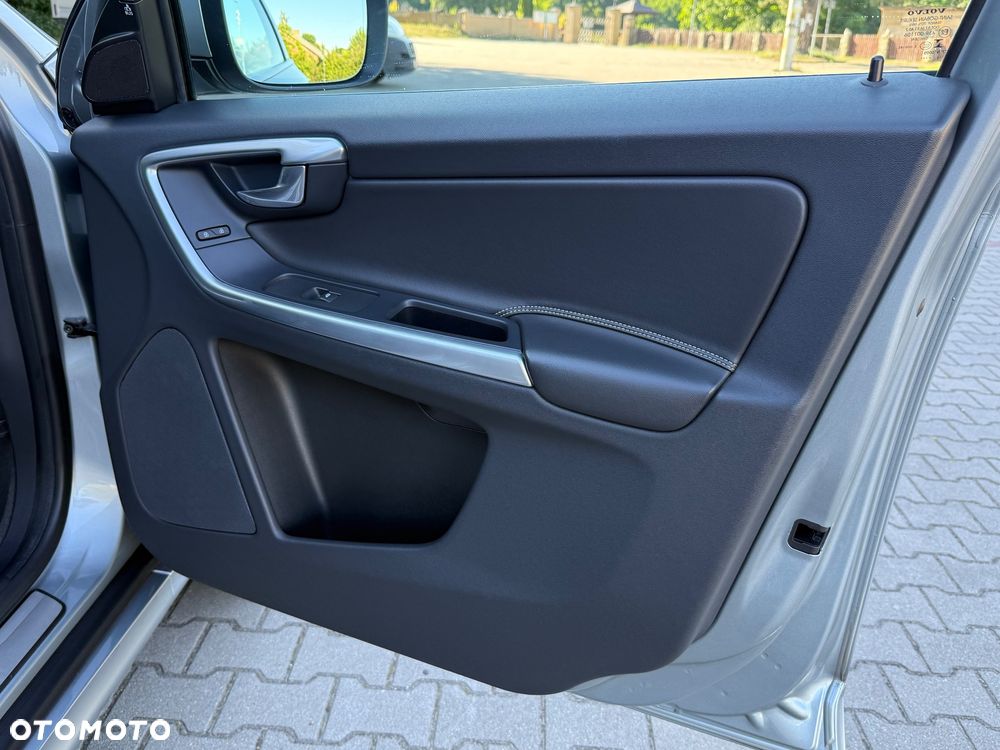 Volvo XC 60 - 29