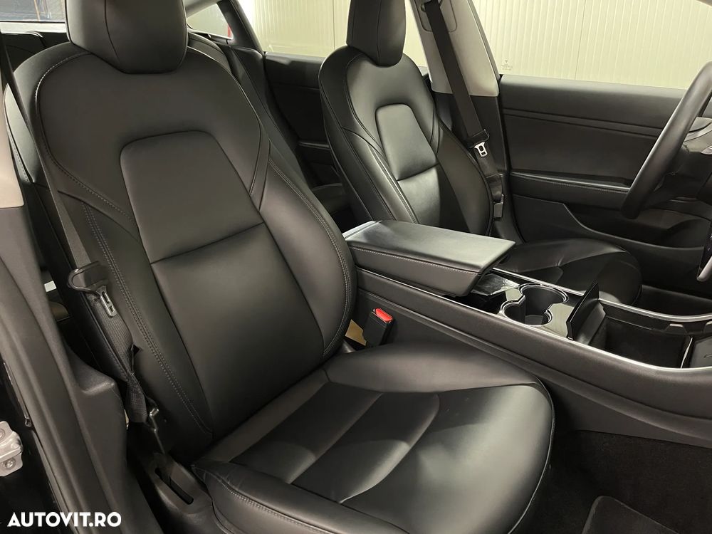 Tesla Model 3 Standard Reichweite Plus Hinterradantrieb - 10