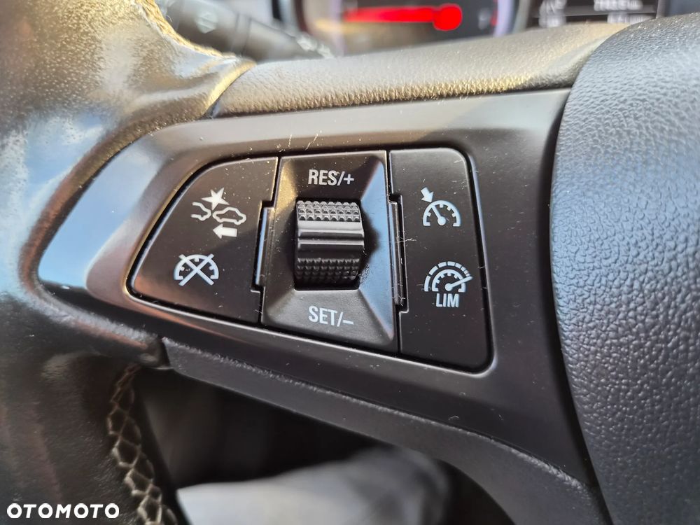 Opel Astra 1.4 Turbo Start/Stop 120 Jahre - 22