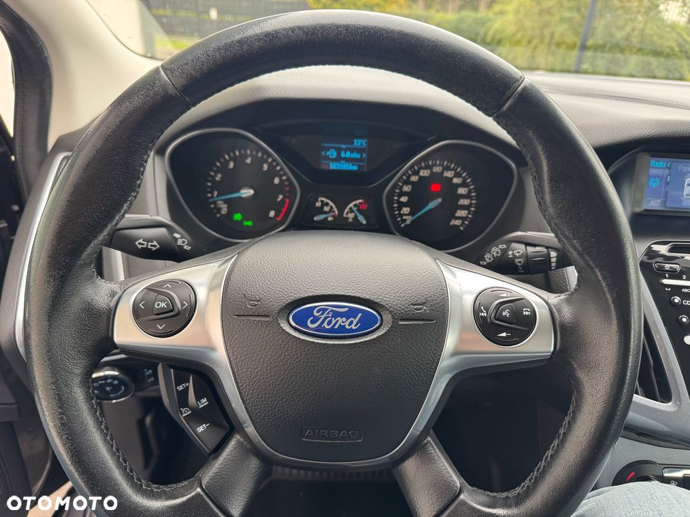 Ford Focus 1.0 EcoBoost STart-Stopp-System TITANIUM - 9