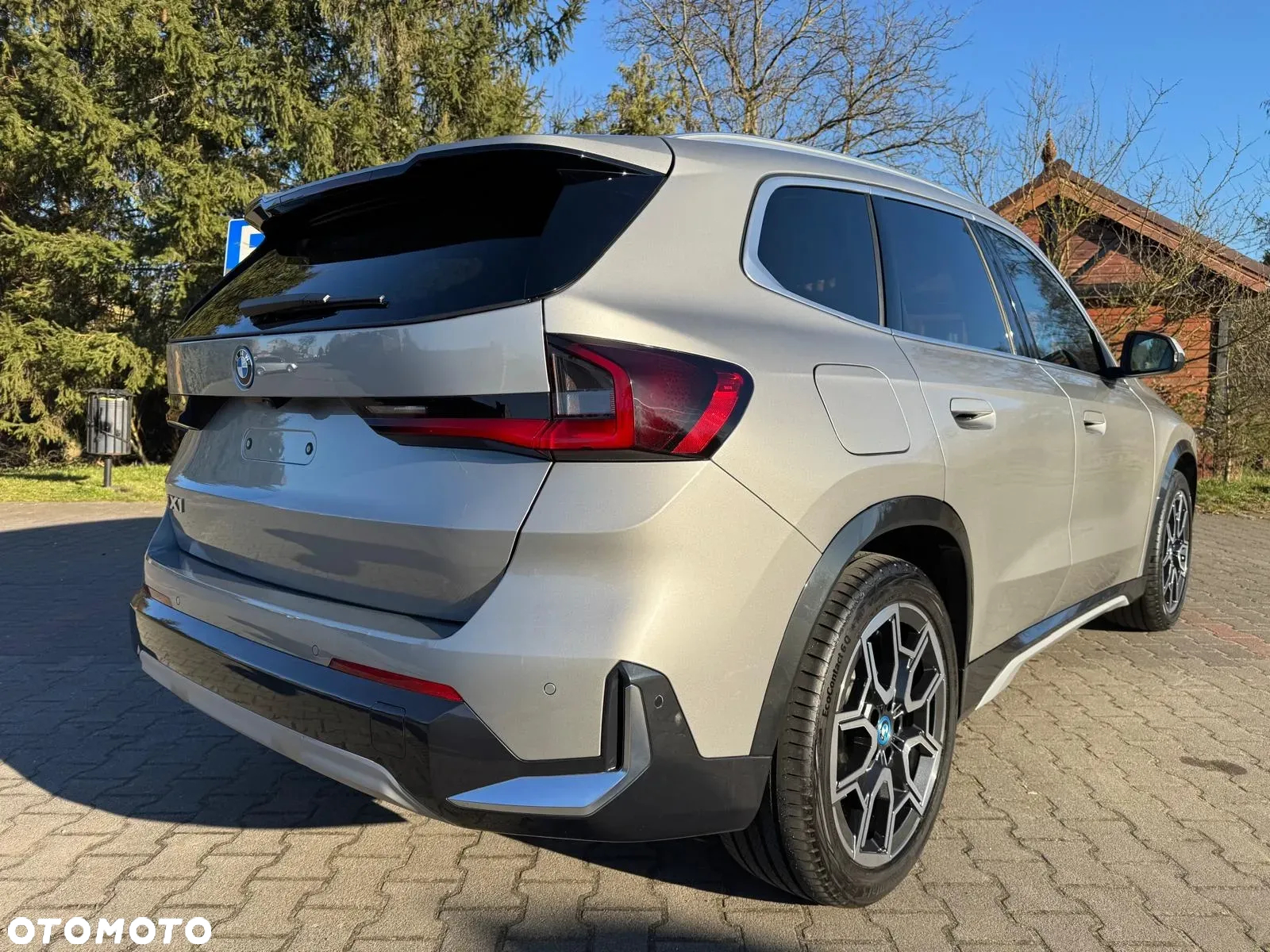 BMW iX1 xDrive30 xLine sport - 26