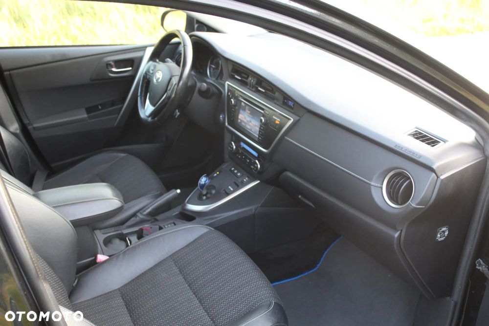Toyota Auris 1.8 HSD Luna - 13