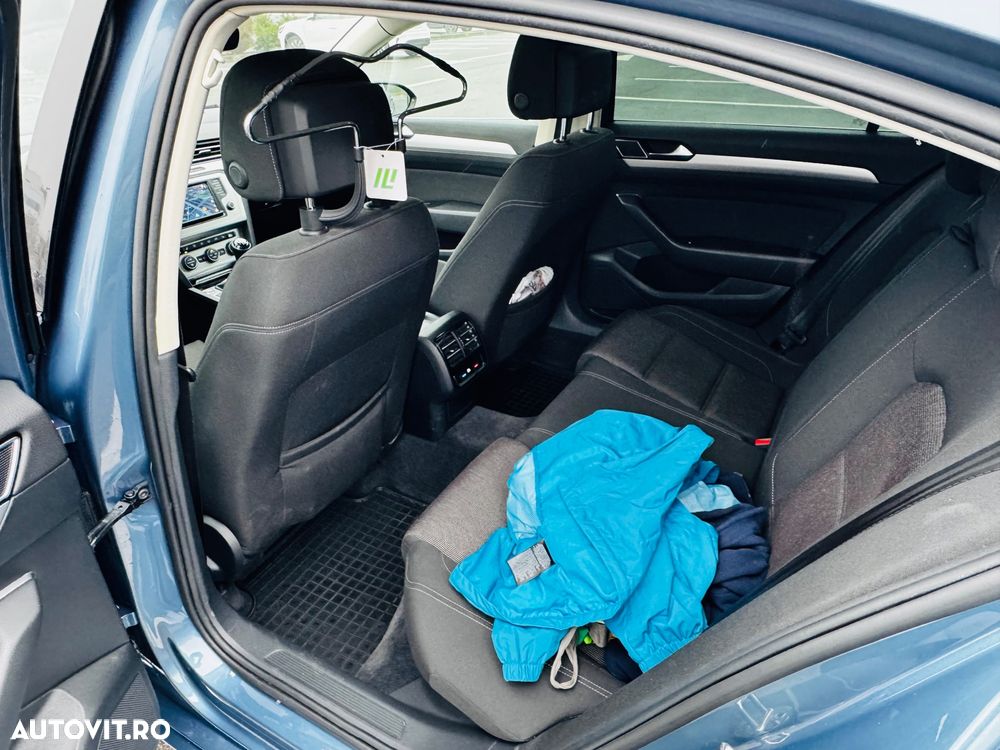 Volkswagen Passat 2.0 TDI 4Motion Comfortline - 13