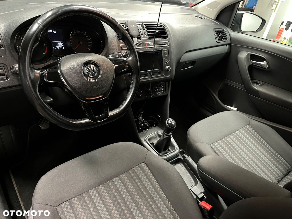 Volkswagen Polo 1.4 TDI BMT Comfortline - 10