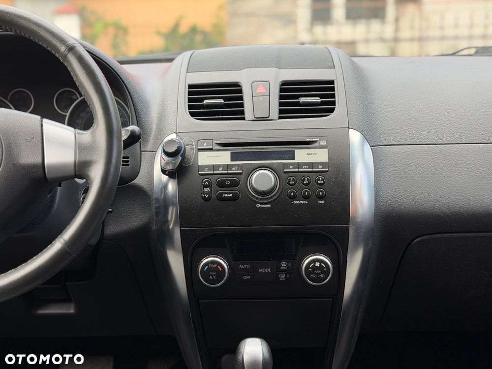 Suzuki SX4 1.6 Premium 4WD - 16
