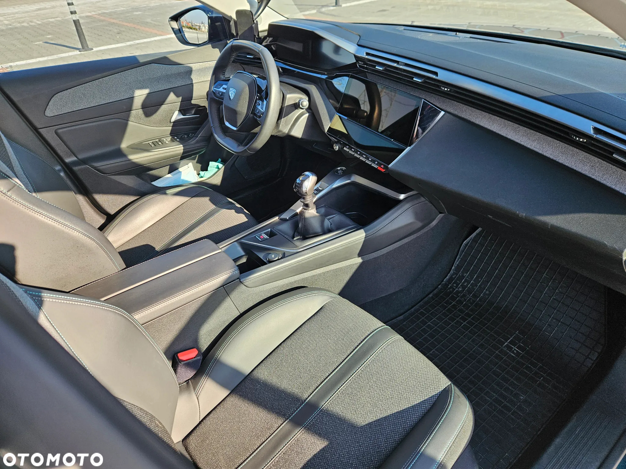 Peugeot 308 1.2 PureTech Allure S&S - 11