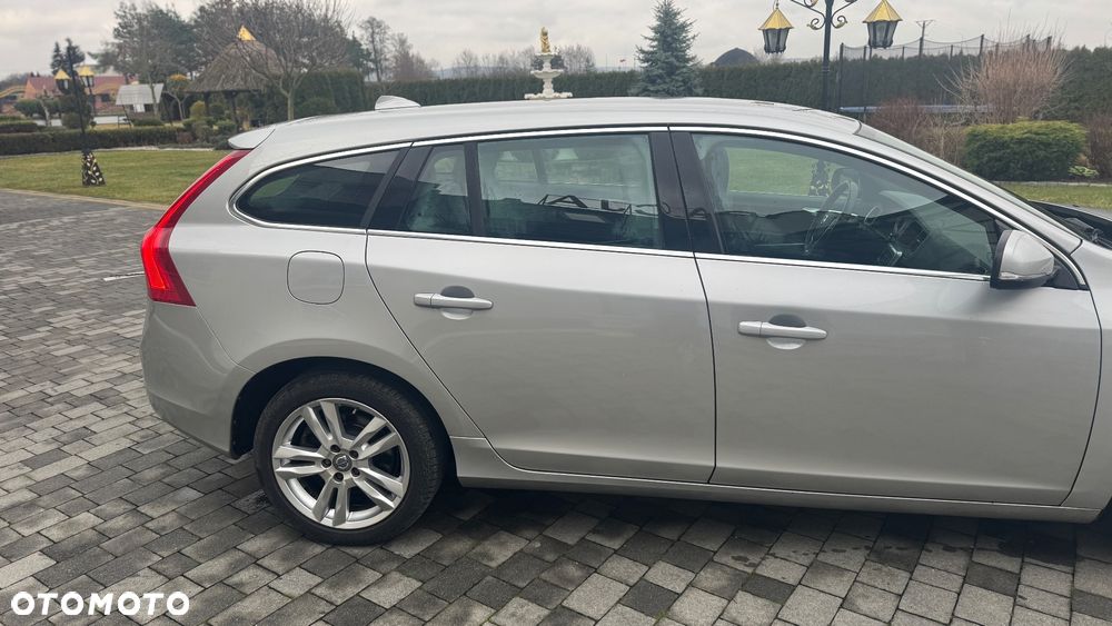 Volvo V60 T4 Edition - 4
